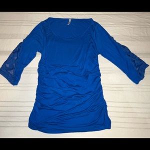 Pink Blush Maternity 3/4 Lace Sleeve with fitted Ruched siding Top